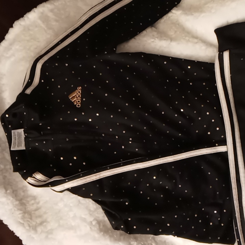 Jogging suit.